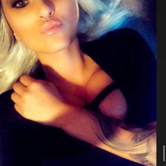 Meet your Posher, Melissa - Picture 8 of 16